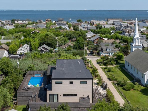 125 Ocean Road, Ocean Beach NY 11770