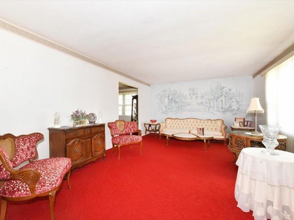 212 N Cedar Street, Massapequa NY 11758
