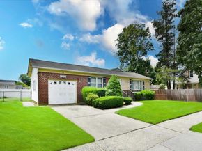 212 N Cedar Street, Massapequa NY 11758