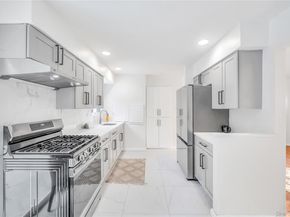 295 W 24th Street, Deer Park NY 11729