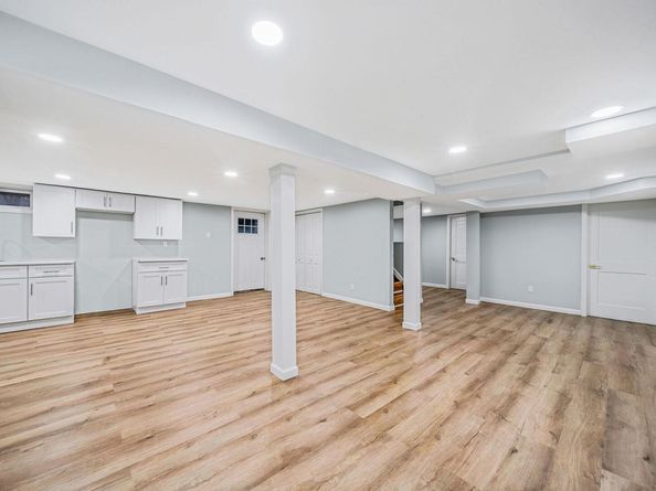 39 Chestnut Street, Central Islip NY 11722