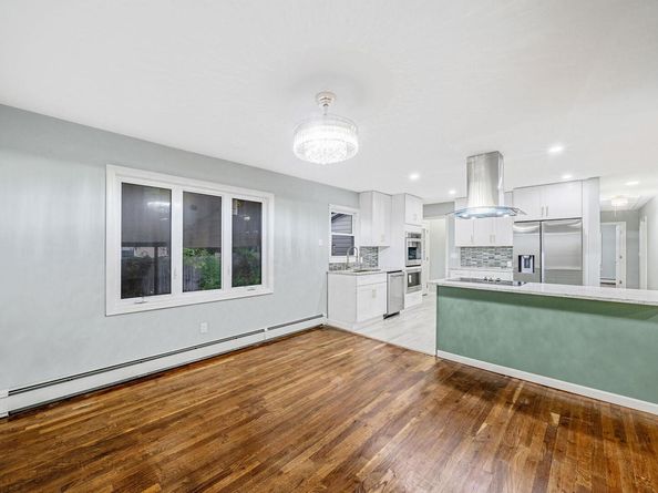 39 Chestnut Street, Central Islip NY 11722