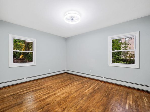 39 Chestnut Street, Central Islip NY 11722