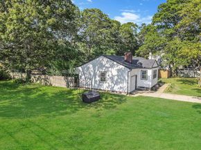 39 Chestnut Street, Central Islip NY 11722