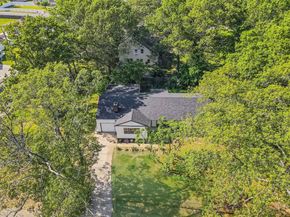 39 Chestnut Street, Central Islip NY 11722