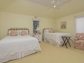 11 Paths End Court, Water Mill NY 11976
