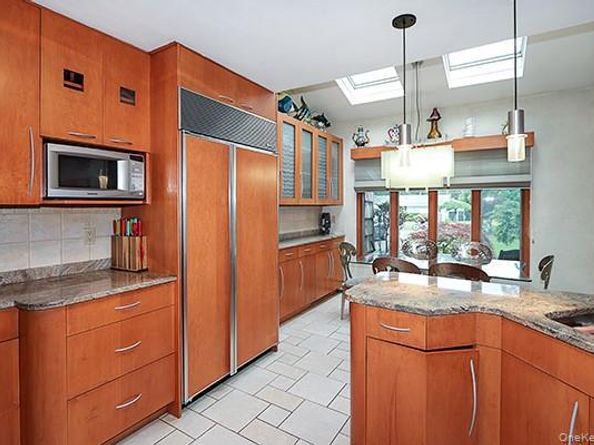 39 Harvard Drive, Woodbury NY 11797