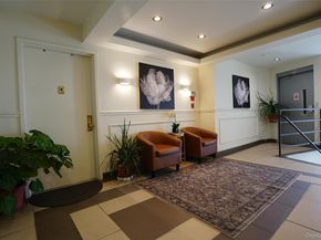 135-46 Grand Central Parkway 4C, Briarwood NY 11435