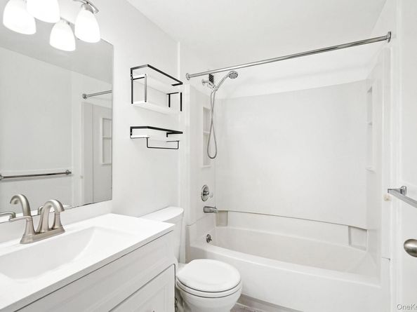 55 McKinley Avenue D314, White Plains NY 10606