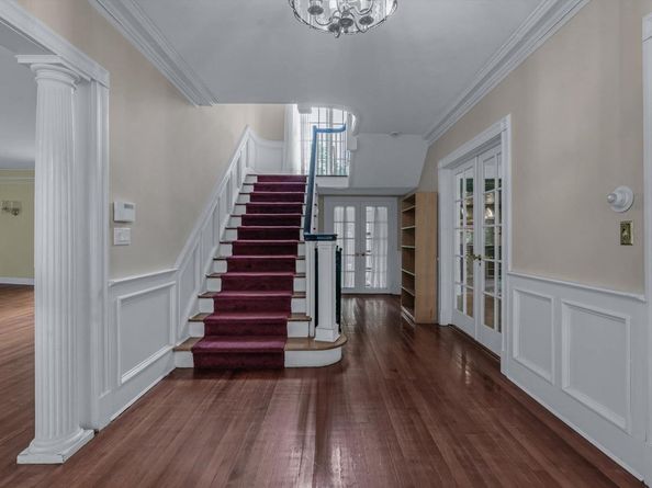 44 Arbor Place, Glen Cove NY 11542