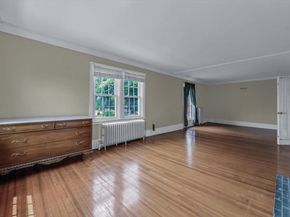 44 Arbor Place, Glen Cove NY 11542