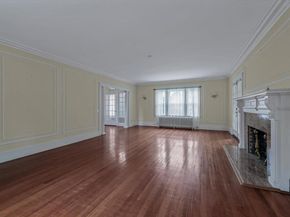 44 Arbor Place, Glen Cove NY 11542