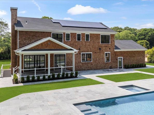 128 Sandy Hollow Road, Southampton NY 11968