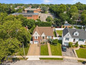 17 Acorn Road, East Rockaway NY 11518