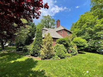 8177 Utopia Pkwy