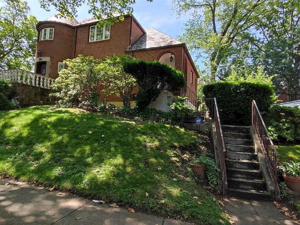 8177 Utopia Pkwy, Jamaica Estates NY 11432