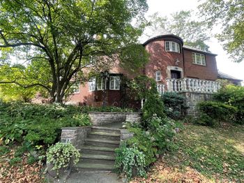 8177 Utopia Pkwy