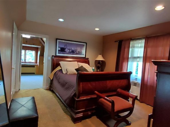 8177 Utopia Pkwy, Jamaica Estates NY 11432