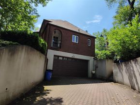 8177 Utopia Pkwy, Jamaica Estates NY 11432