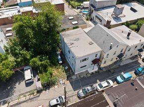 6 Stewart Place, Yonkers NY 10701
