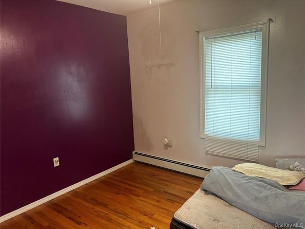 20 W 10th Road, Broad Channel NY 11693