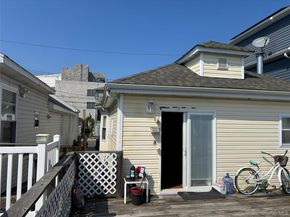 20 W 10th Road, Broad Channel NY 11693