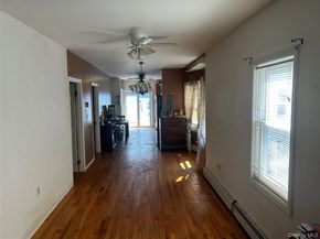 20 W 10th Road, Broad Channel NY 11693