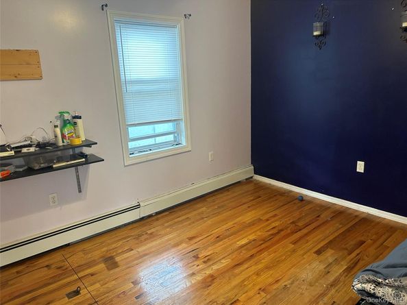 20 W 10th Road, Broad Channel NY 11693