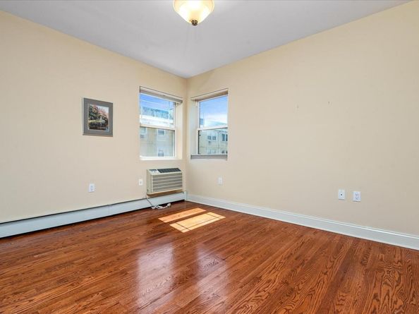 171 Beach 100th Street 9C, Rockaway Park NY 11694