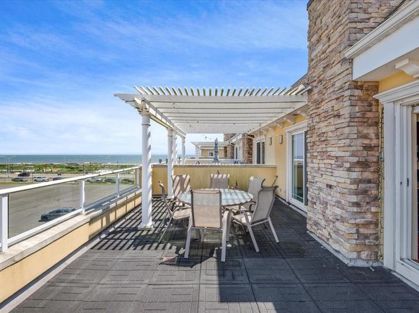 171 Beach 100th Street 9C, Rockaway Park NY 11694