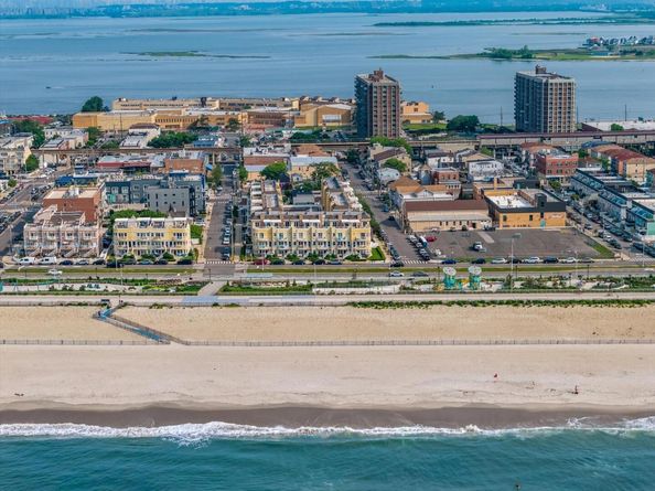 171 Beach 100th Street 9C, Rockaway Park NY 11694