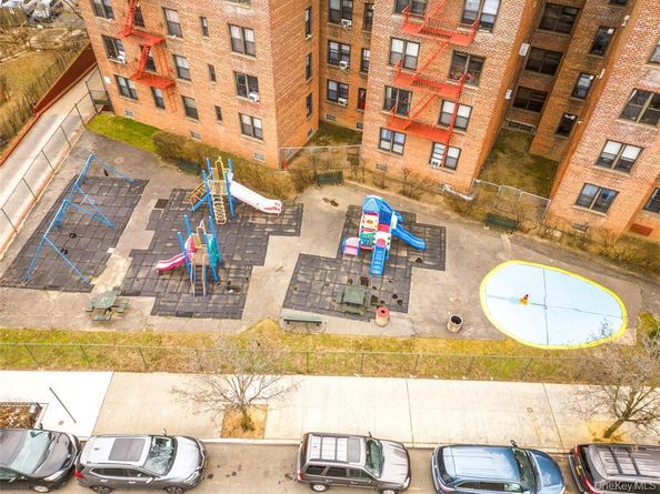 15040 71st Avenue 6C, Kew Garden Hills NY 11367