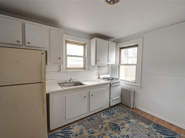 284 4th Avenue, Bay Shore NY 11706