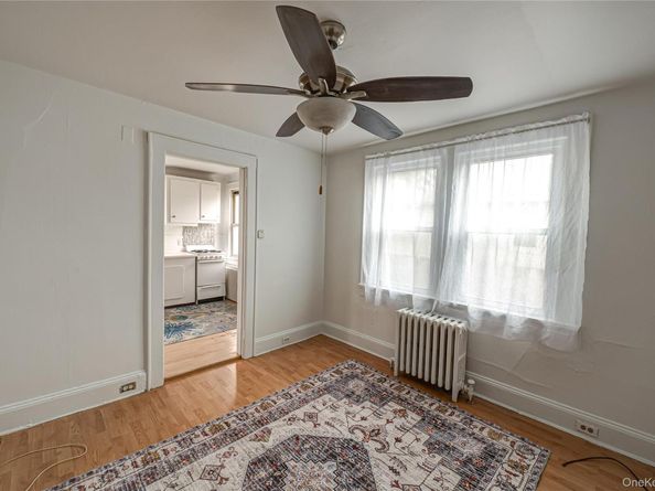 284 4th Avenue, Bay Shore NY 11706