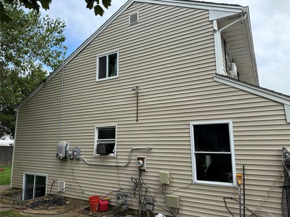 115 Branch Avenue, Central Islip NY 11722