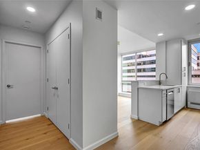 635 W 42nd Street 7A, New York (Manhattan) NY 10036