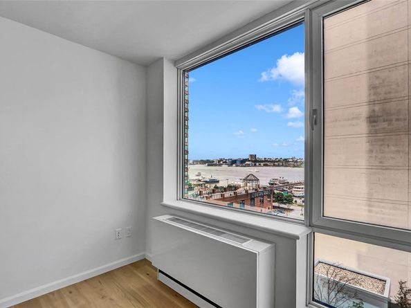 635 W 42nd Street 7A, New York (Manhattan) NY 10036