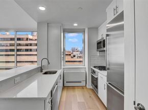 635 W 42nd Street 7A, New York (Manhattan) NY 10036