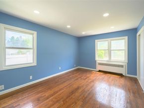25 Martin Road S, Bethpage NY 11714