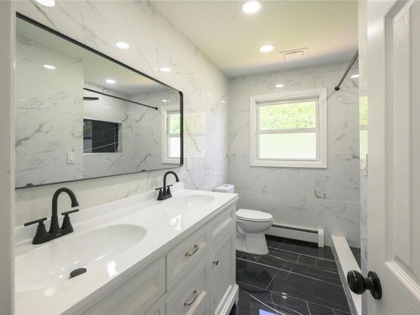 25 Martin Road S, Bethpage NY 11714