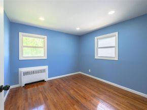 25 Martin Road S, Bethpage NY 11714