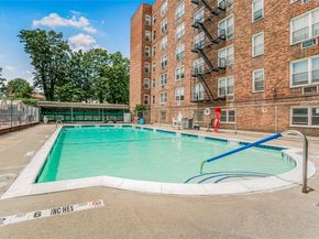 5444 Little Neck Parkway 6C, Little Neck NY 11362