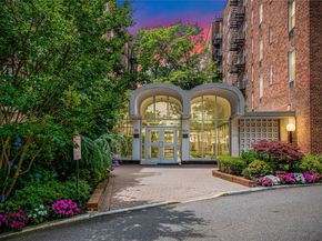 5444 Little Neck Parkway 6C, Little Neck NY 11362