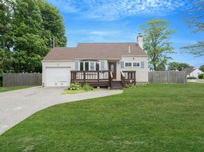 281 Carlls Path, Deer Park NY 11729
