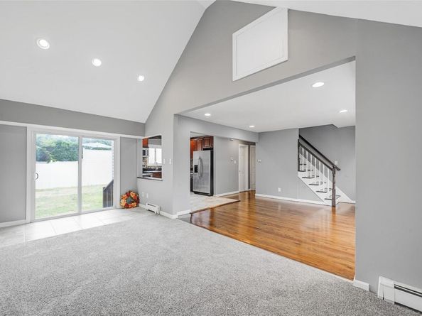 281 Carlls Path, Deer Park NY 11729
