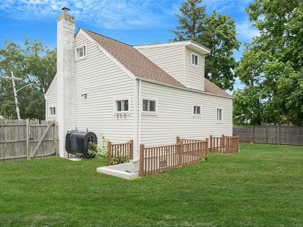 281 Carlls Path, Deer Park NY 11729
