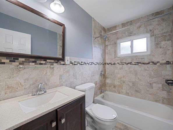 281 Carlls Path, Deer Park NY 11729