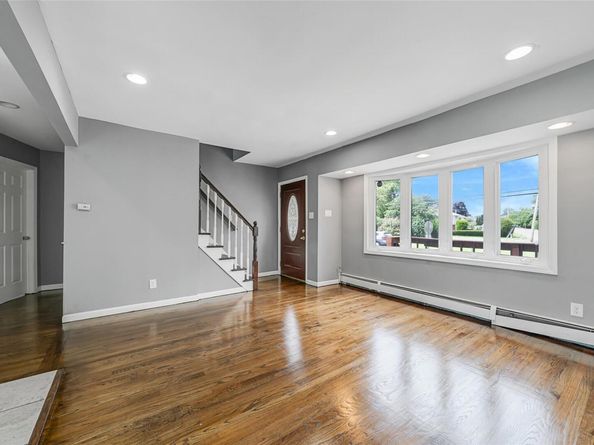 281 Carlls Path, Deer Park NY 11729
