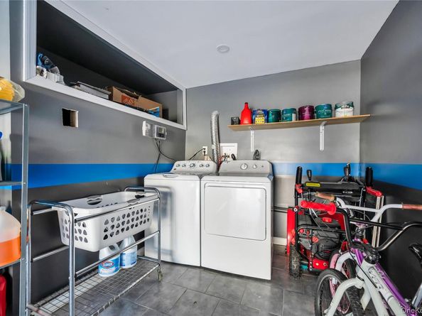 15 Fairway Drive, Old Bethpage NY 11804