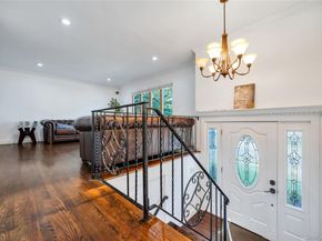 15 Fairway Drive, Old Bethpage NY 11804